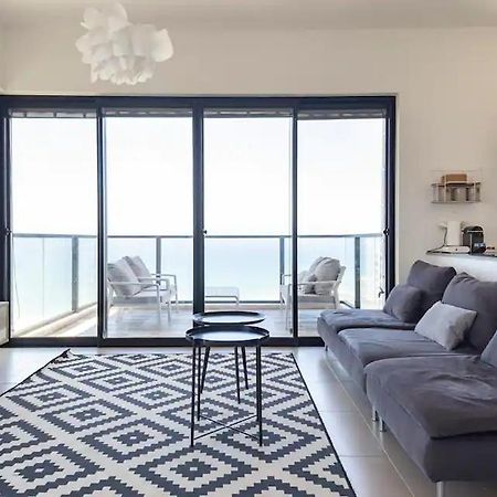 Oַ&O Group- Luxury Apt Tower Best Sea View Bat Jám Kültér fotó