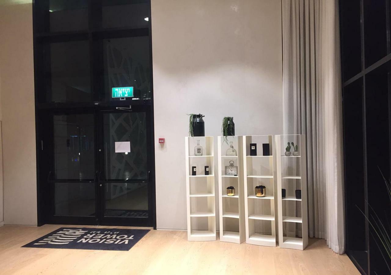 Oַ&O Group- Luxury Apt Tower Best Sea View Bat Jám Kültér fotó